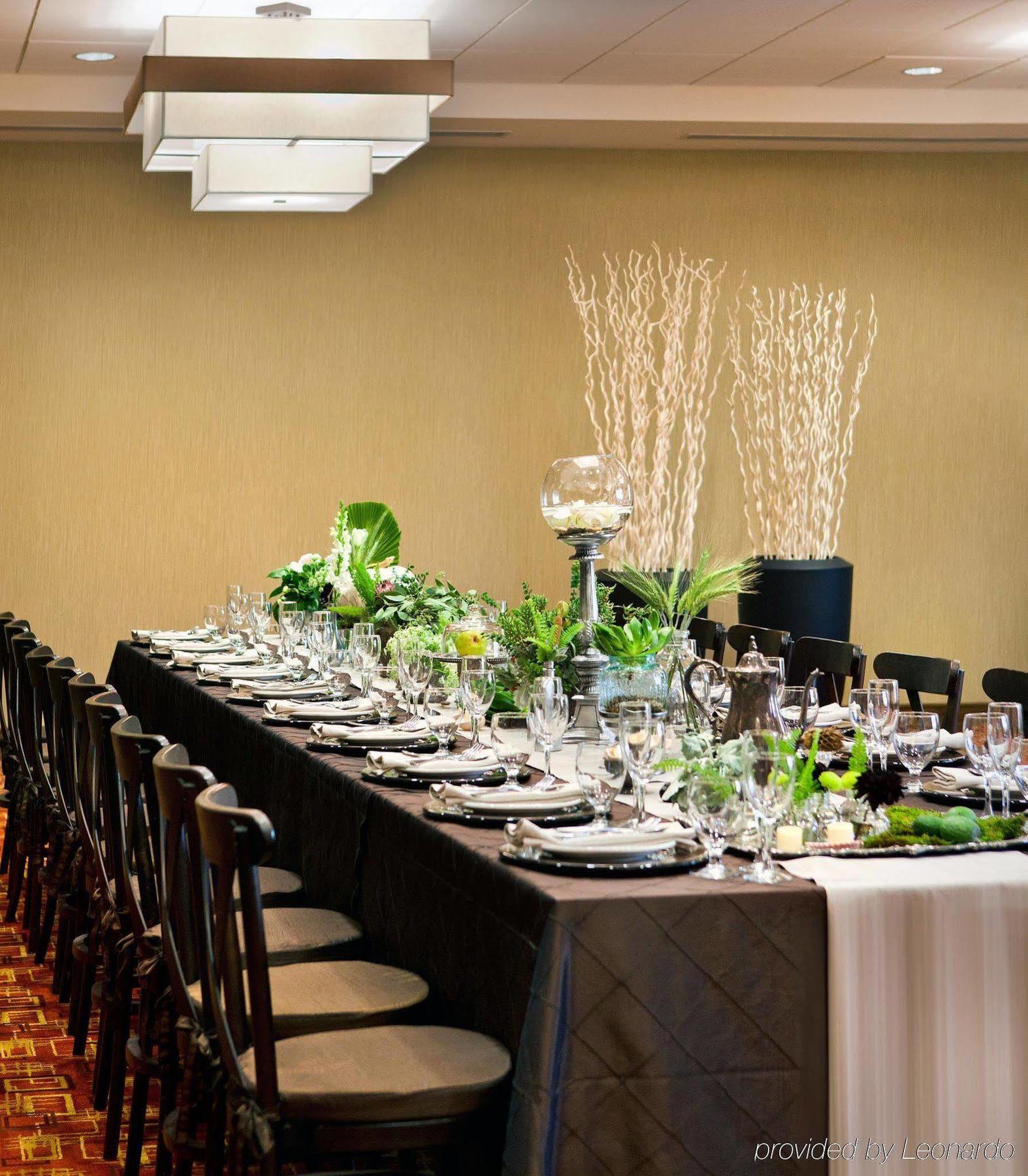 Hotel Courtyard By Marriott Santa Barbara Goleta Restaurant foto